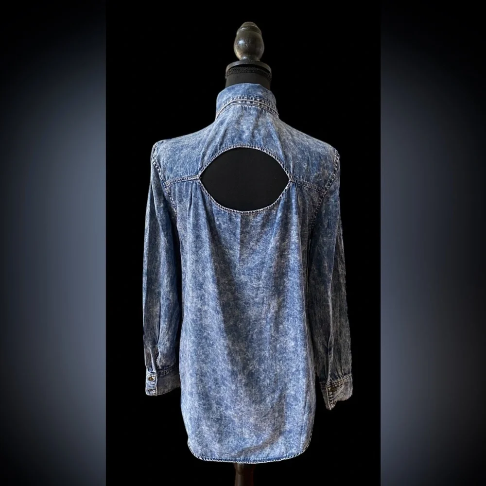 Mudd: Blue Washed Denim Button Down Shirt - Picture 5 of 17